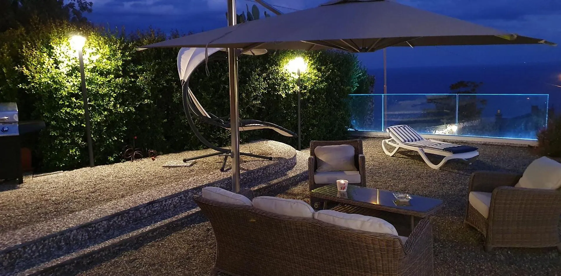 Cyclops House Villa Aci Catena 0*,